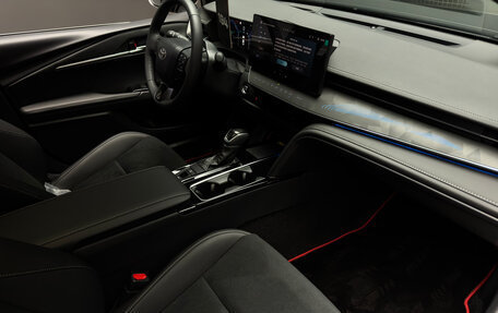 Toyota Camry, 2025 год, 4 690 000 рублей, 12 фотография