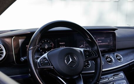 Mercedes-Benz E-Класс, 2017 год, 3 750 000 рублей, 16 фотография