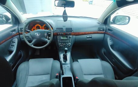 Toyota Avensis III рестайлинг, 2007 год, 660 000 рублей, 11 фотография