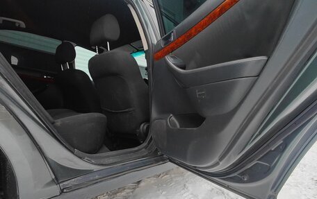 Toyota Avensis III рестайлинг, 2007 год, 660 000 рублей, 9 фотография