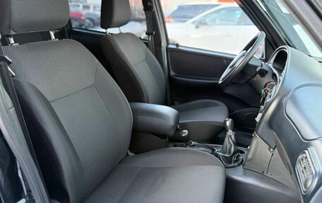 Chevrolet Niva I рестайлинг, 2018 год, 830 000 рублей, 16 фотография