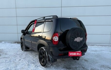 Chevrolet Niva I рестайлинг, 2018 год, 830 000 рублей, 9 фотография