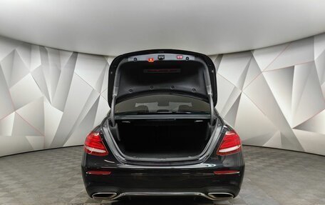 Mercedes-Benz E-Класс, 2017 год, 4 400 000 рублей, 12 фотография