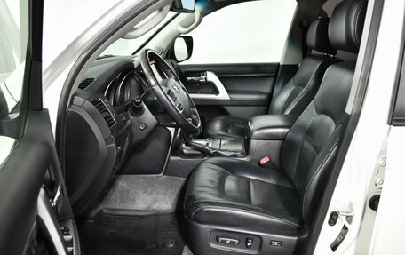 Toyota Land Cruiser 200, 2013 год, 3 890 000 рублей, 10 фотография