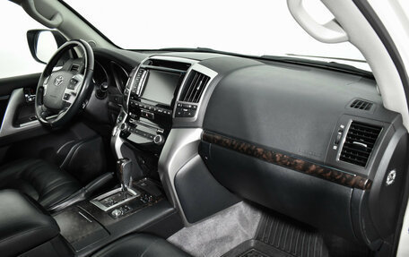 Toyota Land Cruiser 200, 2013 год, 3 890 000 рублей, 15 фотография