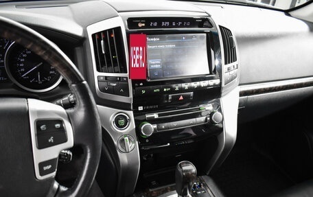 Toyota Land Cruiser 200, 2013 год, 3 890 000 рублей, 20 фотография