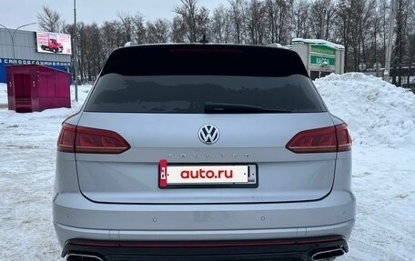Volkswagen Touareg III, 2018 год, 4 450 000 рублей, 6 фотография