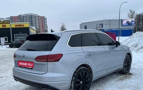 Volkswagen Touareg III, 2018 год, 4 450 000 рублей, 4 фотография