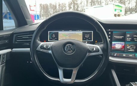 Volkswagen Touareg III, 2018 год, 4 450 000 рублей, 12 фотография