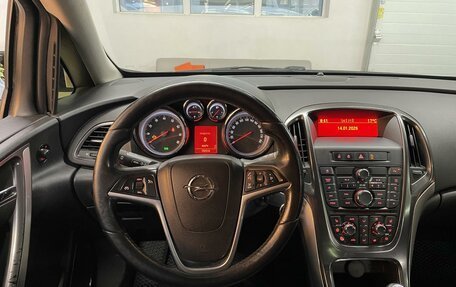 Opel Astra J, 2011 год, 650 000 рублей, 13 фотография