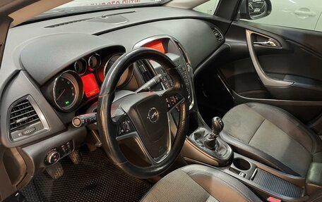 Opel Astra J, 2011 год, 650 000 рублей, 9 фотография