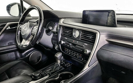 Lexus RX IV рестайлинг, 2017 год, 3 577 000 рублей, 9 фотография