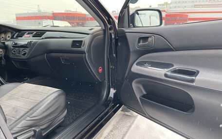 Mitsubishi Lancer IX, 2005 год, 1 100 000 рублей, 14 фотография