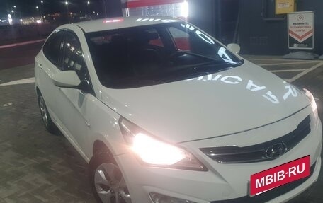 Hyundai Solaris II рестайлинг, 2016 год, 980 000 рублей, 3 фотография