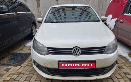 Volkswagen Polo VI (EU Market), 2015 год, 870 000 рублей, 1 фотография