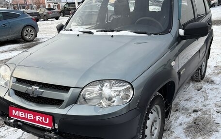Chevrolet Niva I рестайлинг, 2015 год, 550 000 рублей, 1 фотография