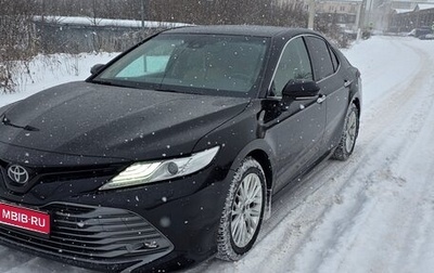 Toyota Camry, 2019 год, 3 100 000 рублей, 1 фотография