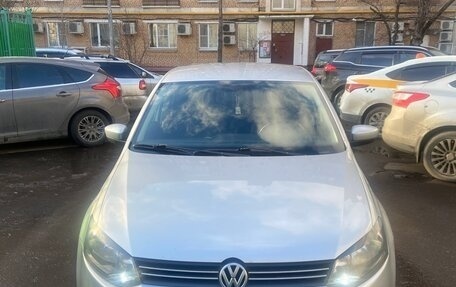 Volkswagen Polo VI (EU Market), 2012 год, 650 000 рублей, 2 фотография