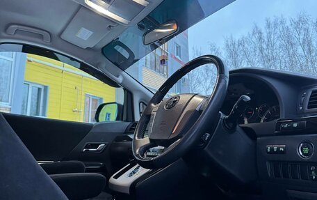 Toyota Vellfire I, 2010 год, 1 950 000 рублей, 14 фотография