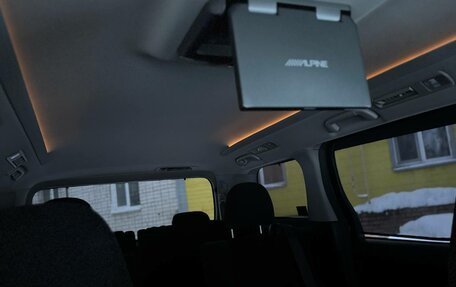 Toyota Vellfire I, 2010 год, 1 950 000 рублей, 26 фотография