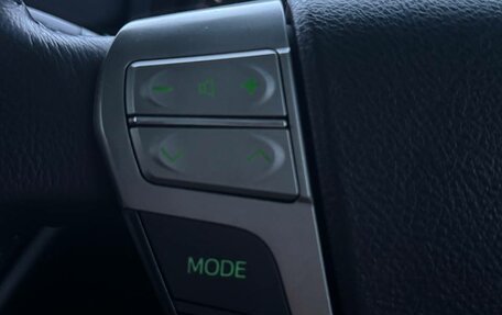 Toyota Vellfire I, 2010 год, 1 950 000 рублей, 27 фотография