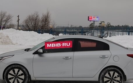 KIA Rio IV, 2017 год, 1 300 000 рублей, 3 фотография