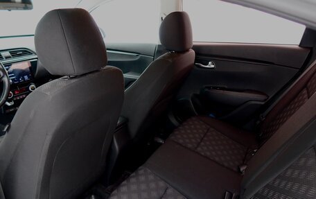 KIA Rio IV, 2017 год, 1 300 000 рублей, 15 фотография