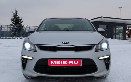 KIA Rio IV, 2017 год, 1 300 000 рублей, 2 фотография