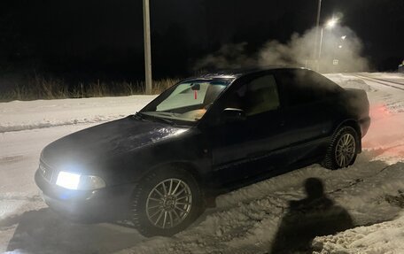 Audi A4, 1998 год, 175 000 рублей, 2 фотография