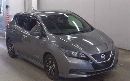 Nissan Leaf I, 2017 год, 1 315 000 рублей, 2 фотография