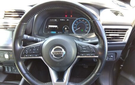 Nissan Leaf I, 2017 год, 1 315 000 рублей, 5 фотография