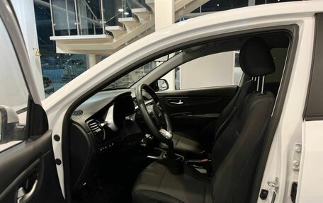 KIA Rio IV, 2021 год, 1 445 000 рублей, 14 фотография