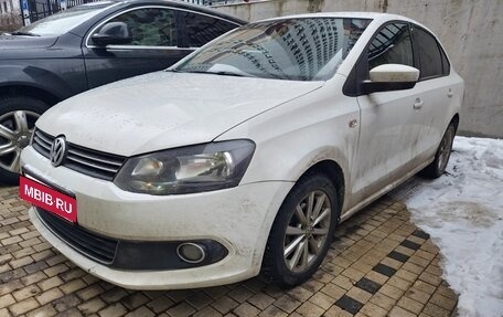 Volkswagen Polo VI (EU Market), 2015 год, 870 000 рублей, 3 фотография