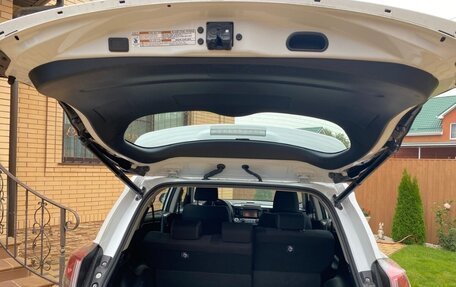 Toyota RAV4, 2018 год, 2 800 000 рублей, 3 фотография