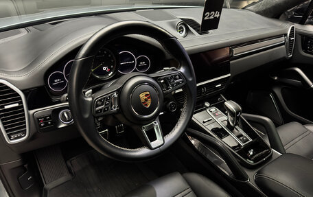 Porsche Cayenne III, 2019 год, 15 500 000 рублей, 13 фотография