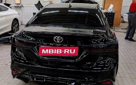 Toyota Camry, 2018 год, 2 800 000 рублей, 10 фотография