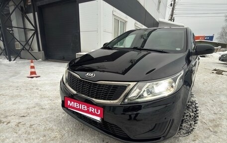 KIA Rio III рестайлинг, 2013 год, 950 000 рублей, 2 фотография
