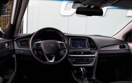 Hyundai Sonata VII, 2017 год, 1 599 000 рублей, 7 фотография