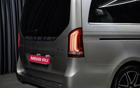 Mercedes-Benz V-Класс, 2020 год, 5 498 000 рублей, 28 фотография
