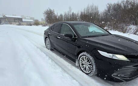 Toyota Camry, 2019 год, 3 100 000 рублей, 3 фотография