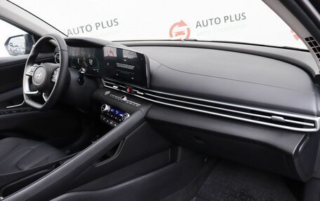 Hyundai Elantra, 2023 год, 2 349 000 рублей, 9 фотография