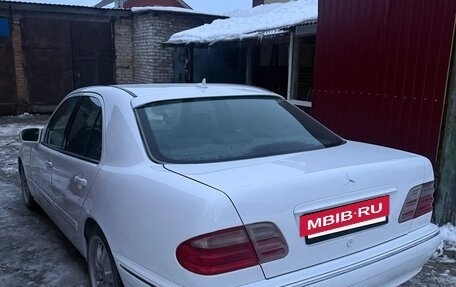 Mercedes-Benz E-Класс, 1999 год, 470 000 рублей, 3 фотография