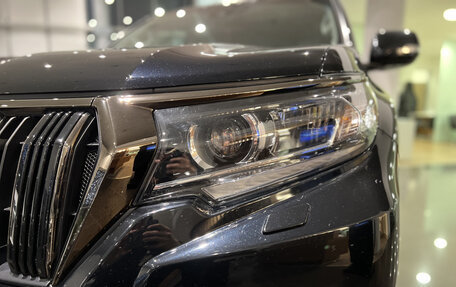 Toyota Land Cruiser Prado 150 рестайлинг 2, 2021 год, 7 450 000 рублей, 21 фотография