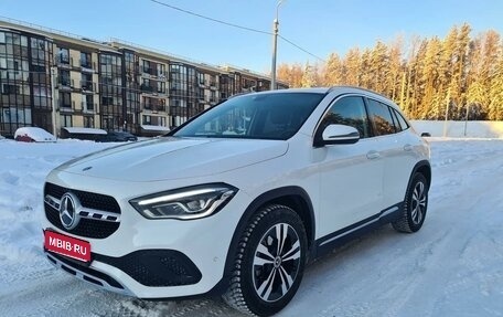 Mercedes-Benz GLA, 2021 год, 2 926 000 рублей, 1 фотография
