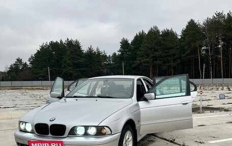 BMW 5 серия, 2001 год, 950 000 рублей, 1 фотография