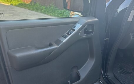 Nissan Pathfinder, 2005 год, 800 000 рублей, 16 фотография