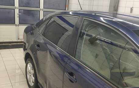 Volkswagen Polo VI (EU Market), 2013 год, 900 000 рублей, 4 фотография