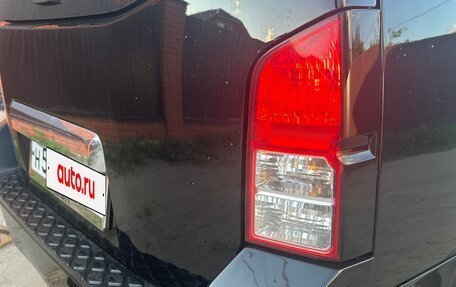 Nissan Pathfinder, 2005 год, 800 000 рублей, 30 фотография