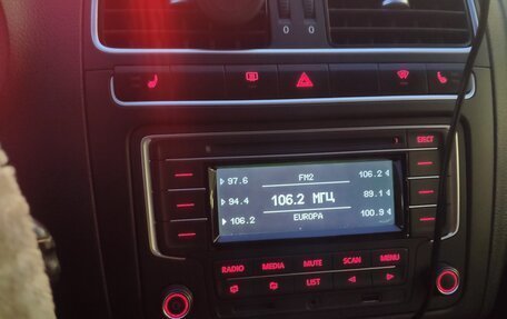 Volkswagen Polo VI (EU Market), 2013 год, 900 000 рублей, 6 фотография