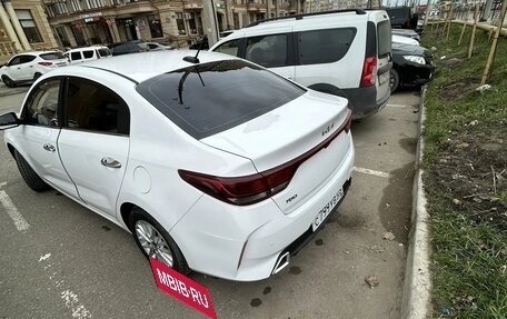 KIA Rio IV, 2022 год, 1 900 000 рублей, 5 фотография
